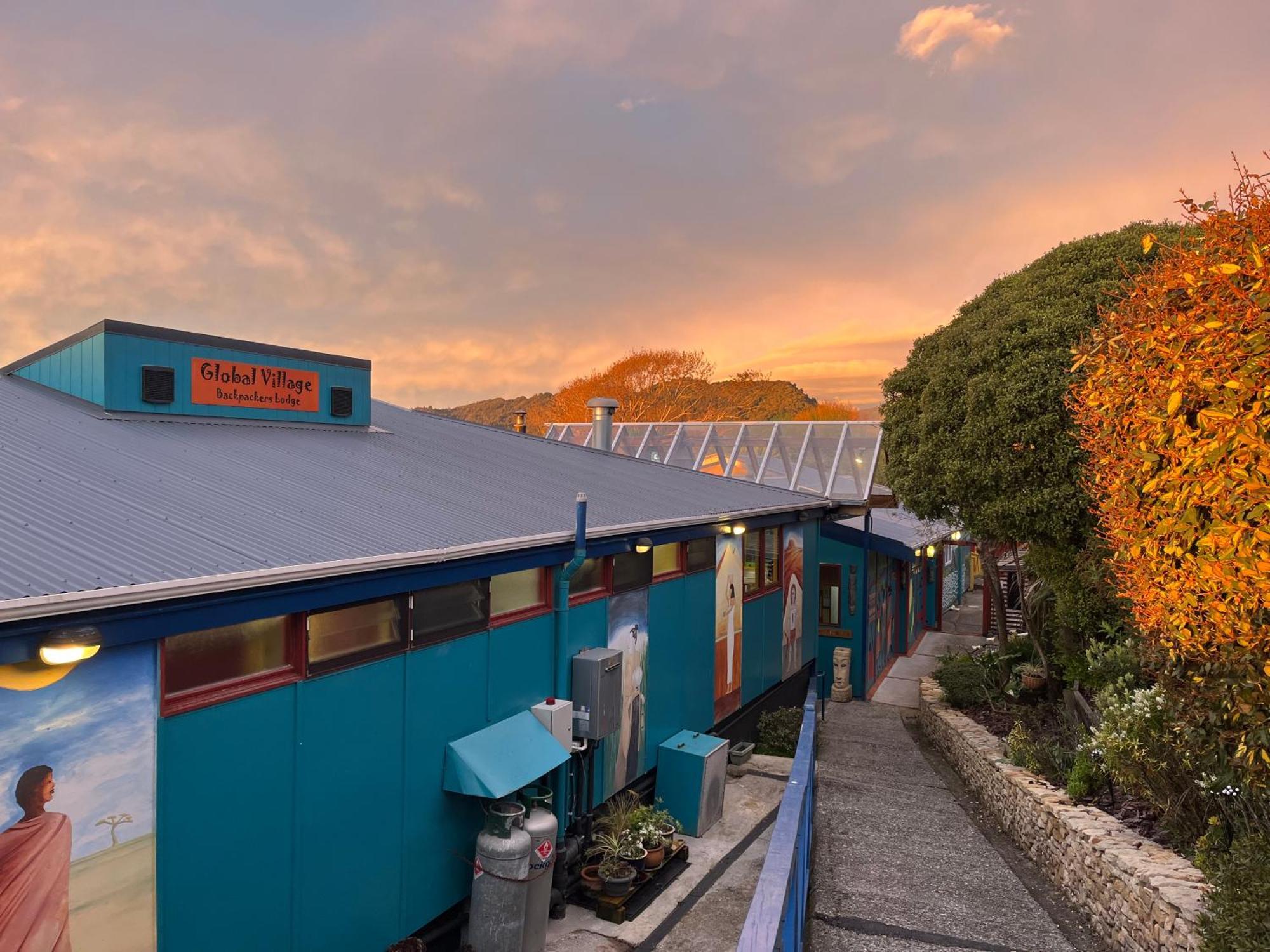 Global Village Travellers alojamiento Greymouth Exterior foto The Glenorchy Community Centre